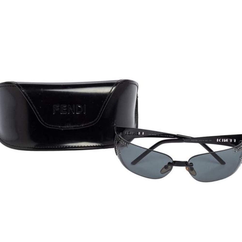 Fendi authentic Black Acetate FS315R
Crystal Embellished Rectangle
Sunglasses - Picture 11 of 12